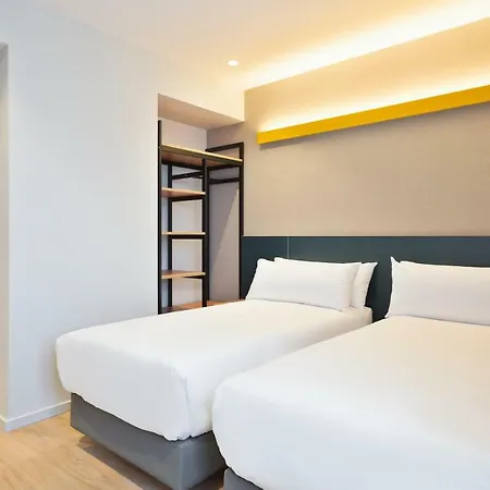 Brick Hotell