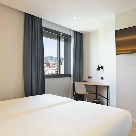 Hotell Brick 3*